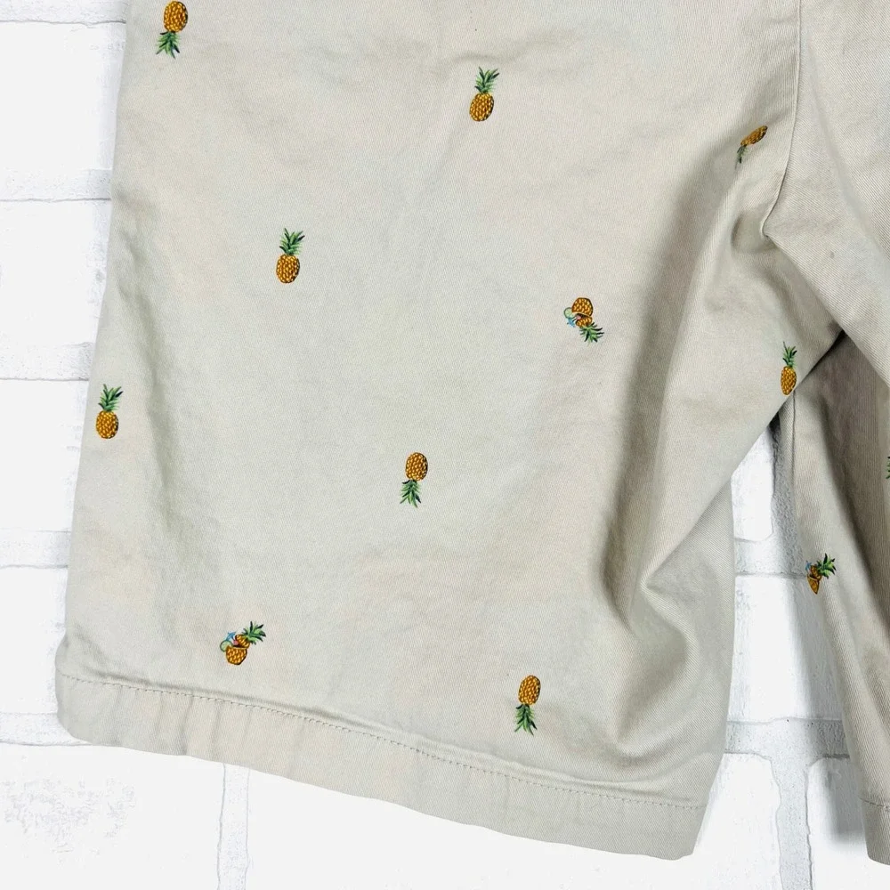 Old Navy‎ Mens Ultimate Slim Built-in Flex Pineapple Print Shorts, Size 30